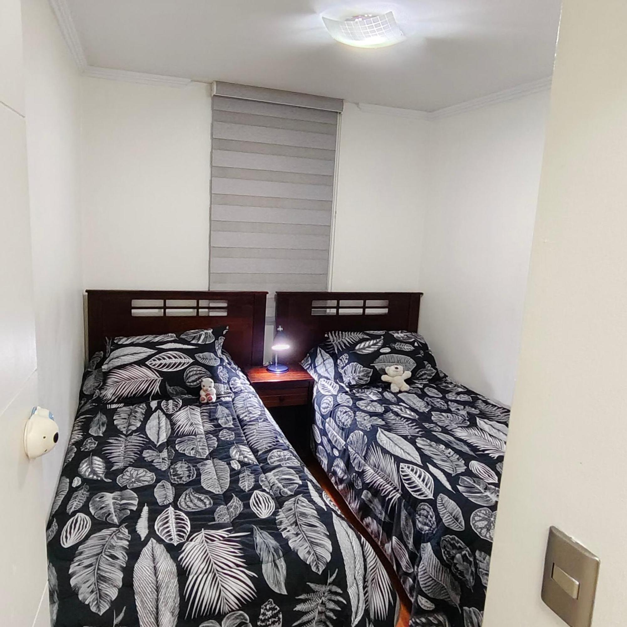 Metro Manuel Montt Apartment Сантяго Екстериор снимка